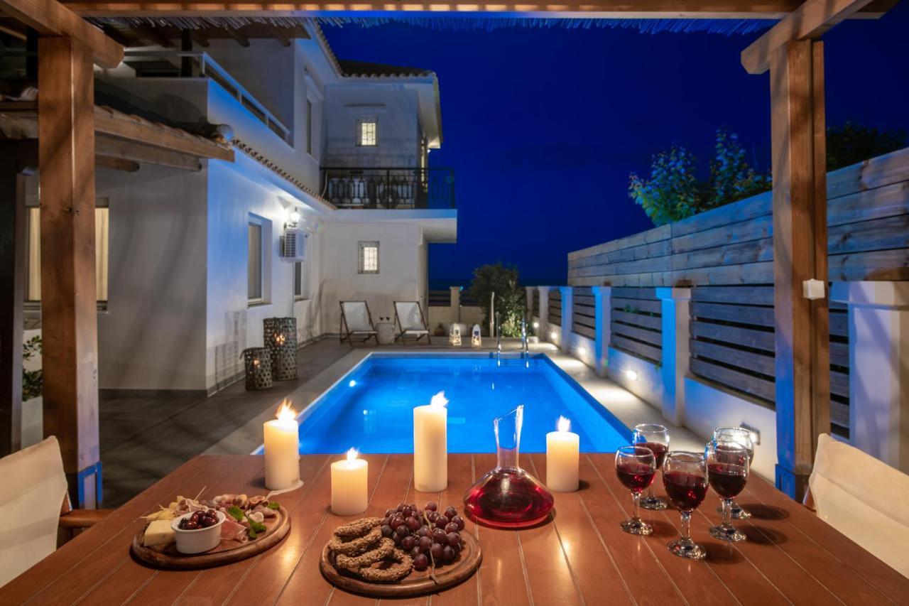 Villa Elizabeth - Seafront Classic Villa! Argassi Exterior foto